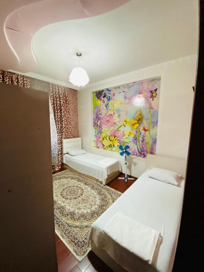 Vip Hostel Turkistan Exteriör bild